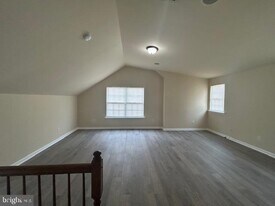 4704 Denview Way in Baltimore, MD - Building Photo
