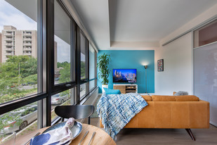 301M Apartments