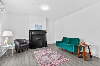 429 S Champion Ave in Columbus, OH - Building Photo - Building Photo