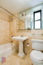 233 E 29th St in New York, NY - Building Photo - Building Photo