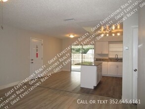 1309 NE 20th St in Ocala, FL - Building Photo - Building Photo