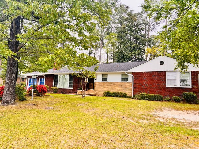 2534 Barhamville Rd in Columbia, SC - Building Photo - Building Photo