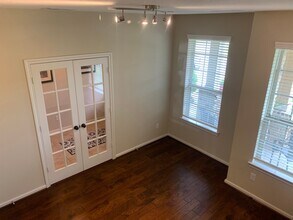 6819 Hunters Trace Ln in Baytown, TX - Building Photo - Building Photo