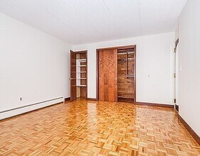31 Harris St, Unit 702 in Brookline, MA - Building Photo - Building Photo