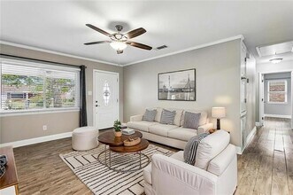 1517 Ridgecrest Dr in Slidell, LA - Building Photo - Building Photo