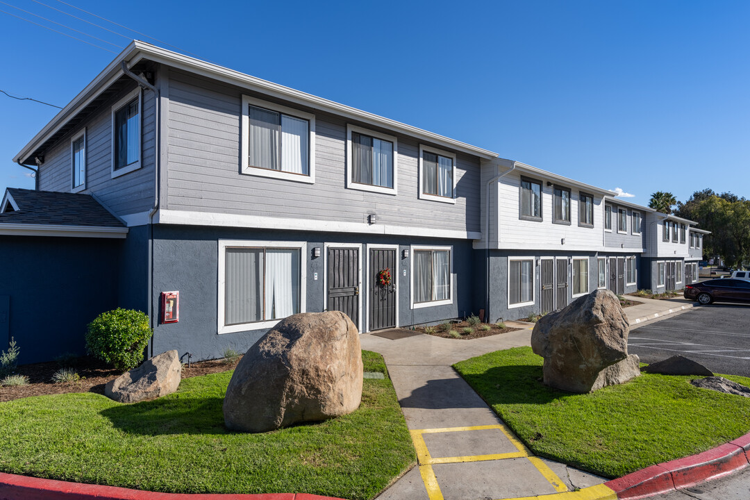 Terre at E Bradley in El Cajon, CA - Building Photo