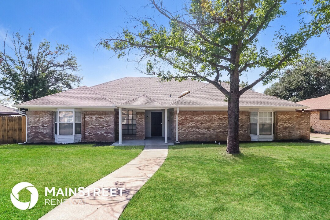 7105 Sparrow Point in Fort Worth, TX - Building Photo