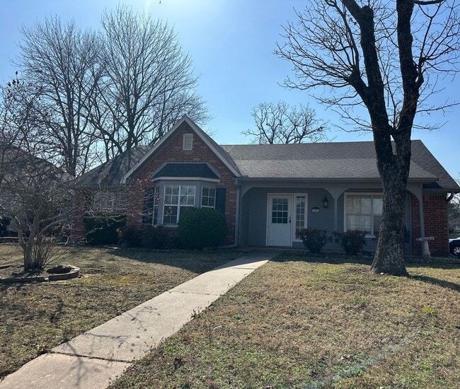 property at 3900 Bristol Ln