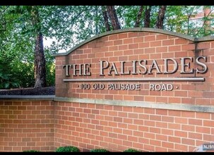 100 Old Palisade Rd, Unit #1916 in Fort Lee, NJ - Foto de edificio - Building Photo