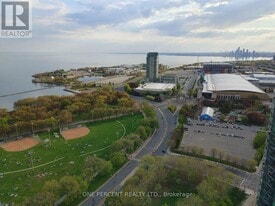215 Fort York Blvd in Toronto, ON - Building Photo