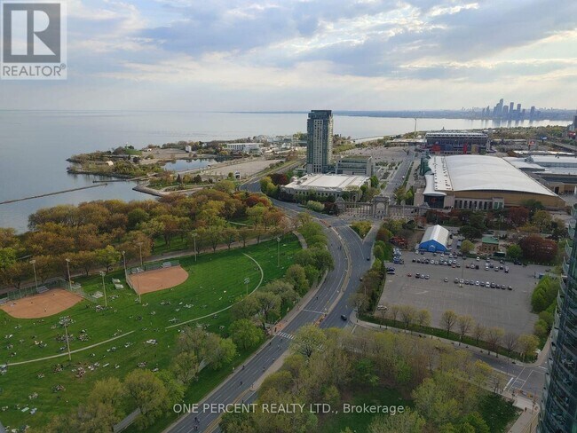 property at 215 Fort York Blvd