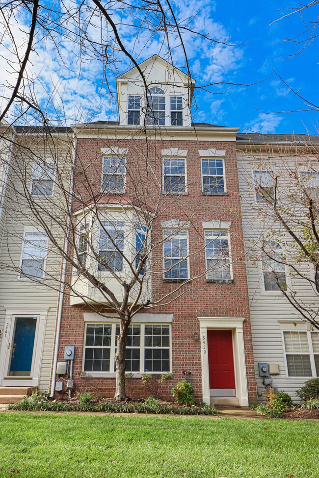 property at 5459 Patuxent Knoll Pl