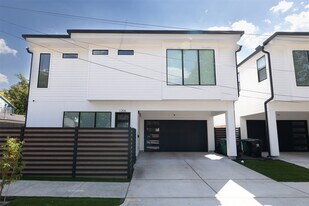 1206 Hamblen St in Houston, TX - Building Photo