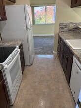 22462 Salem Ave, Unit Salem triplex in Cupertino, CA - Foto de edificio - Building Photo