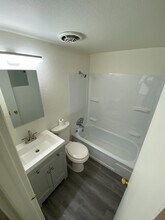 7655 W 61st Ave in Arvada, CO - Building Photo - Building Photo