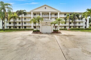 6181 Balboa Cir in Boca Raton, FL - Building Photo