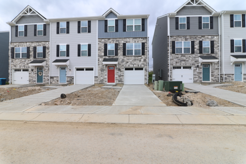 3580 Conifer Cir in Dayton, OH - Foto de edificio