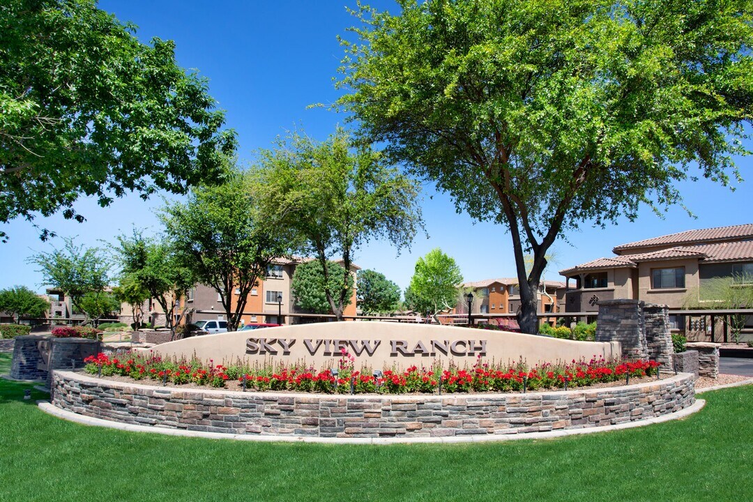 MAA Sky View in Gilbert, AZ - Foto de edificio