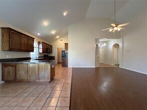 5009 Royal Burgess Dr in Fort Worth, TX - Building Photo - Building Photo