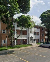 2450 East Ave in Rochester, NY - Building Photo
