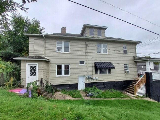 277 E Spring St in Nanticoke, PA - Building Photo - Building Photo