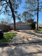 15903 Bunker Ridge Rd in Houston, TX - Building Photo - Building Photo