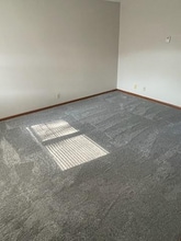 327 Pershing Ave NE in North Canton, OH - Building Photo - Building Photo