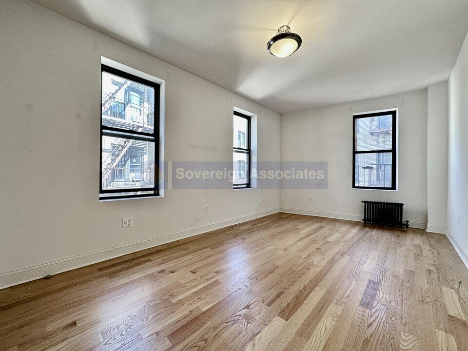 640 Fort Washington Ave in New York, NY - Building Photo