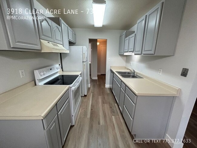3918 Clear Acre Ln in Reno, NV - Building Photo - Building Photo