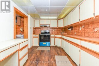 27 Kiskadee Dr in Toronto, ON - Building Photo - Building Photo