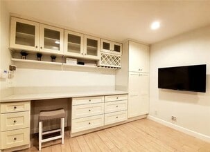 465 S Los Robles Ave in Pasadena, CA - Building Photo - Building Photo