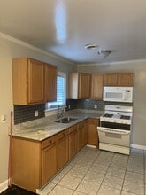 1086 Peeples St SW in Atlanta, GA - Building Photo - Building Photo