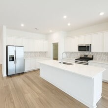 2426 Peach Oak Xing in Manvel, TX - Foto de edificio - Building Photo