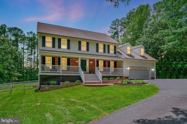 property at 8 Wilderness Ct
