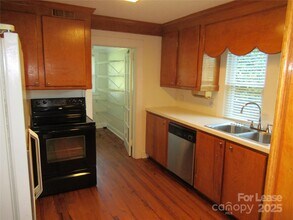 2639 Emmanuel Church Rd in Conover, NC - Building Photo - Building Photo