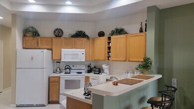 8243 Mulligan Cir in Port St. Lucie, FL - Building Photo - Building Photo