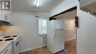 23 Glen St in Wasaga Beach, ON - Building Photo - Building Photo