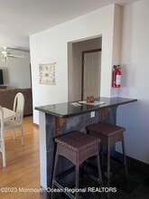 65 Grand Central Ave, Unit 2 in Lavallette, NJ - Foto de edificio - Building Photo