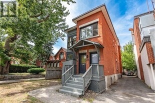 721 Cooper St in Ottawa, ON - Building Photo