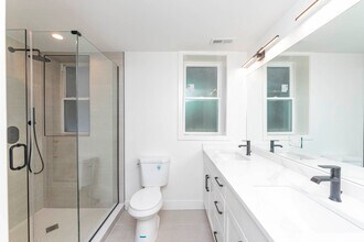 2825 N Rockwell St in Chicago, IL - Building Photo - Building Photo