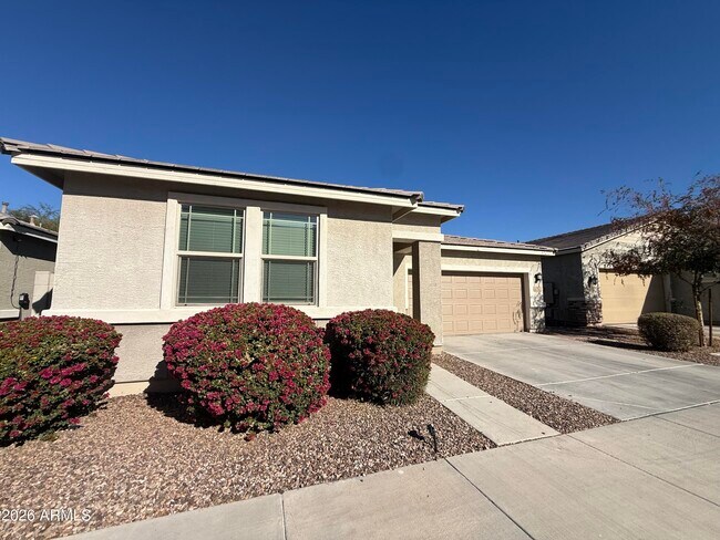 8716 E Navarro Ave in Mesa, AZ - Building Photo - Building Photo