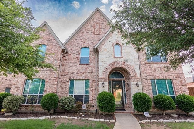 11956 Grandview Dr in Frisco, TX - Building Photo