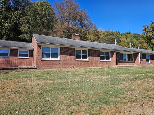 property at 112 E Dumplin Valley Rd