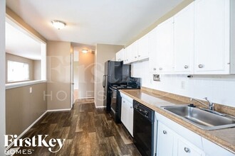 2625 Belair Terrace in Florissant, MO - Building Photo - Building Photo