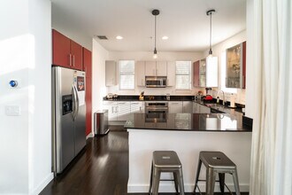 335 SE 6th Ave in Delray Beach, FL - Building Photo - Building Photo