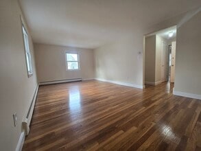 5 Tappan St in Melrose, MA - Building Photo - Building Photo