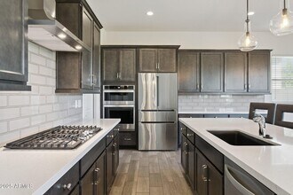 11249 N Blakely St in Surprise, AZ - Building Photo - Building Photo