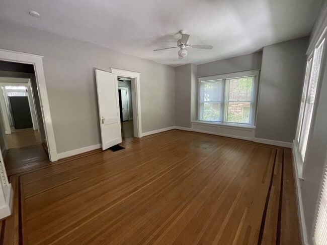 2177 Baringer Ave in Louisville, KY - Building Photo - Building Photo