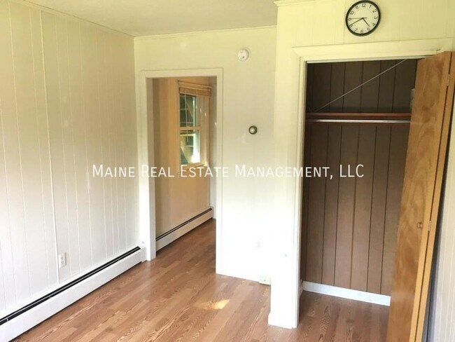 14 Coldbrook Rd in Hampden, ME - Building Photo - Building Photo