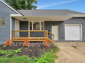 1113 W Hill St in Urbana, IL - Building Photo